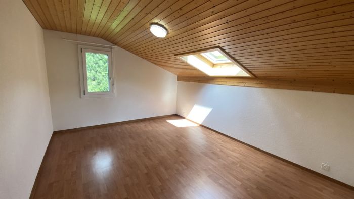 Ausgebauter Dachraum mit Holzdecke
